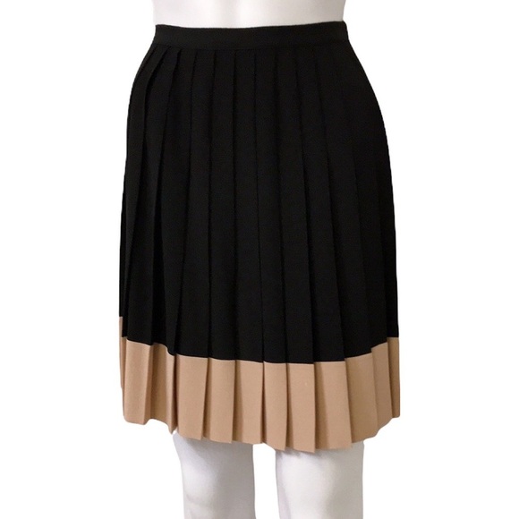 CRISTIAN DIOR Pleated Accents Silk Skirt. CHR0707-ID - Picture 12 of 13